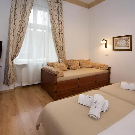 Ventus Rosa Self Service