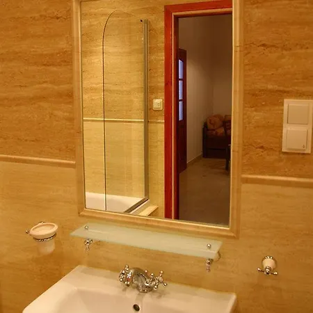 Ventus Rosa Self Service