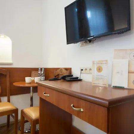 Ventus Rosa Self Service Aparthotel Krakau